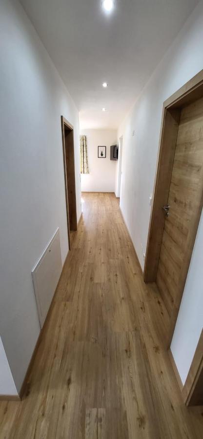 Ferienwohnung Jenny พรุกแกร์น ภายนอก รูปภาพ
